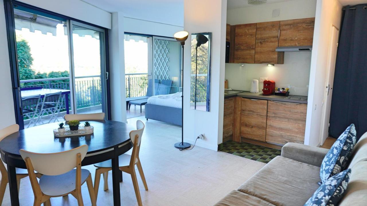 Residence Islette Du Riou Avec Piscine By Palmazur Mandelieu La Napoule Luaran gambar